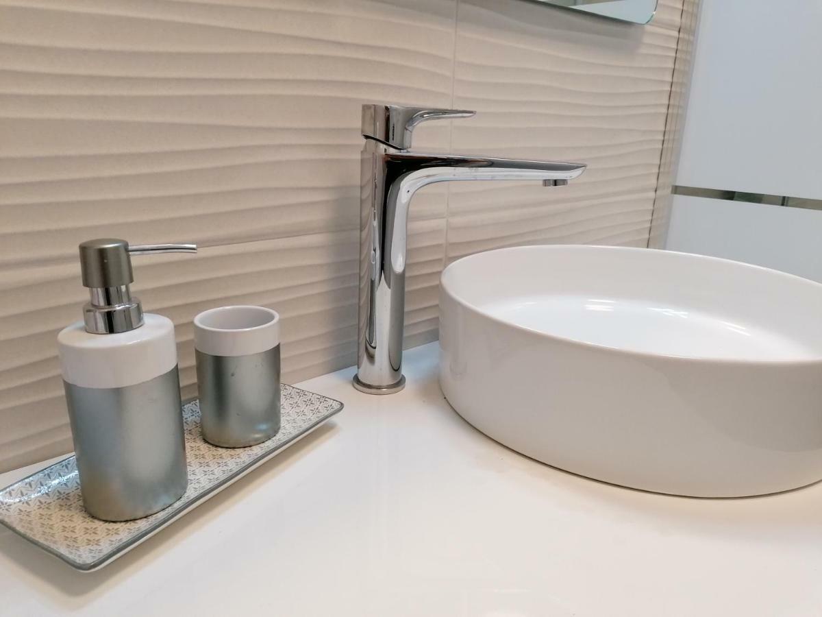 Apartman Luna シベニク エクステリア 写真