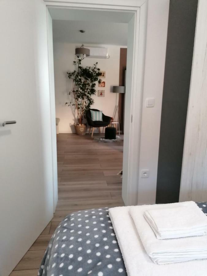 Apartman Luna シベニク エクステリア 写真