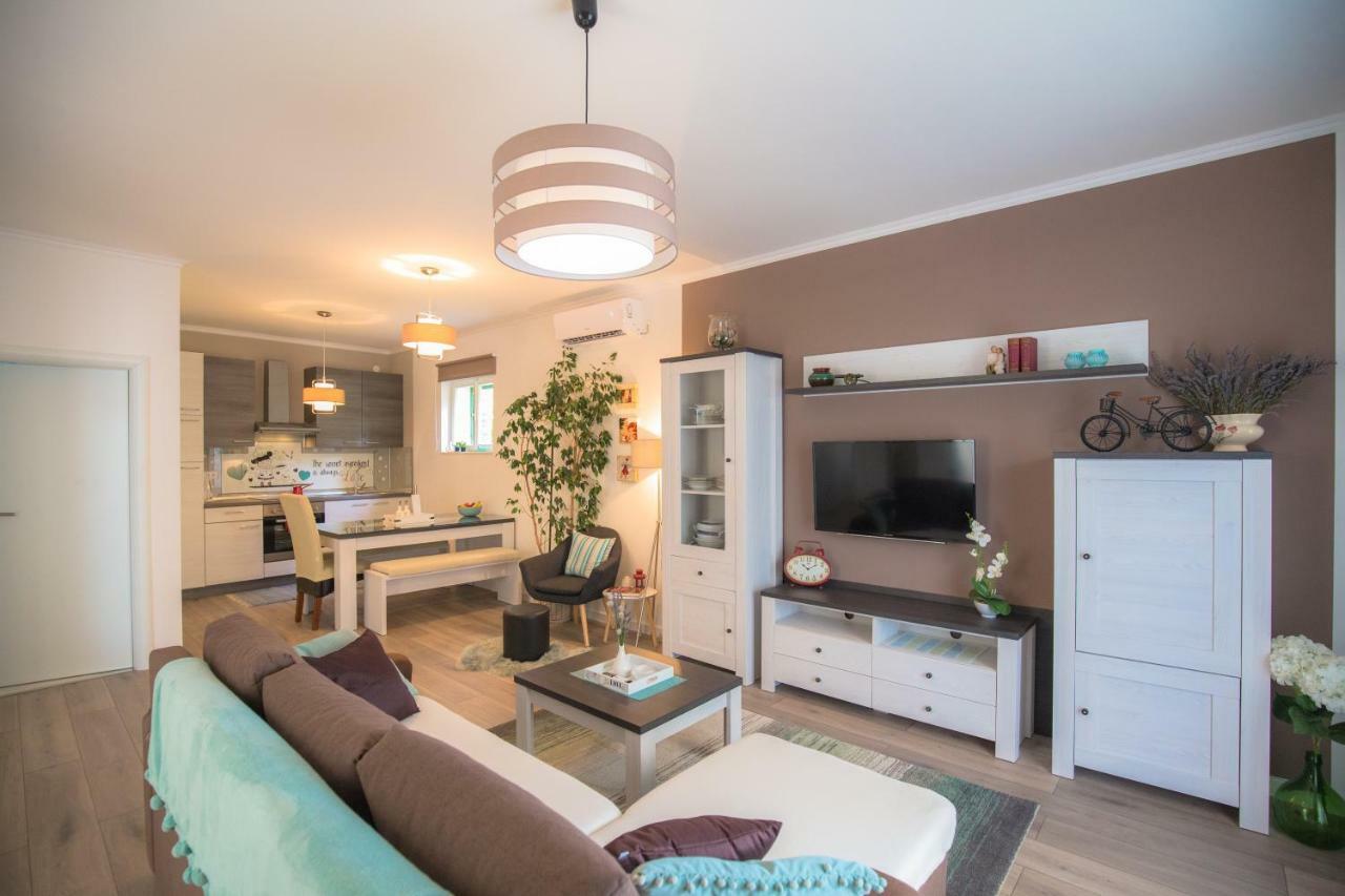 Apartman Luna シベニク エクステリア 写真